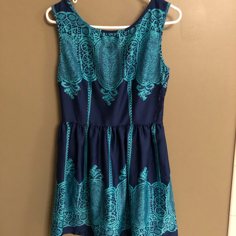navy and aqua sleeveless short dress
